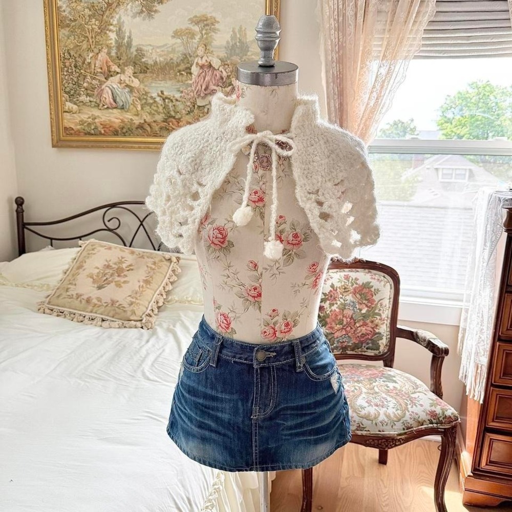 handmade cream crochet mini cape shrug one size